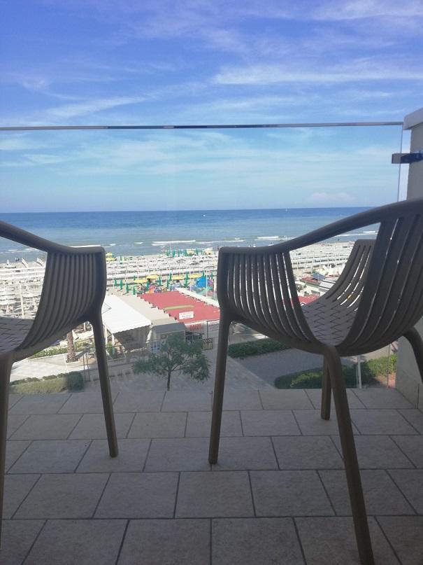 Hotel Daniel'S Fronte Mare Риччоне Екстер'єр фото